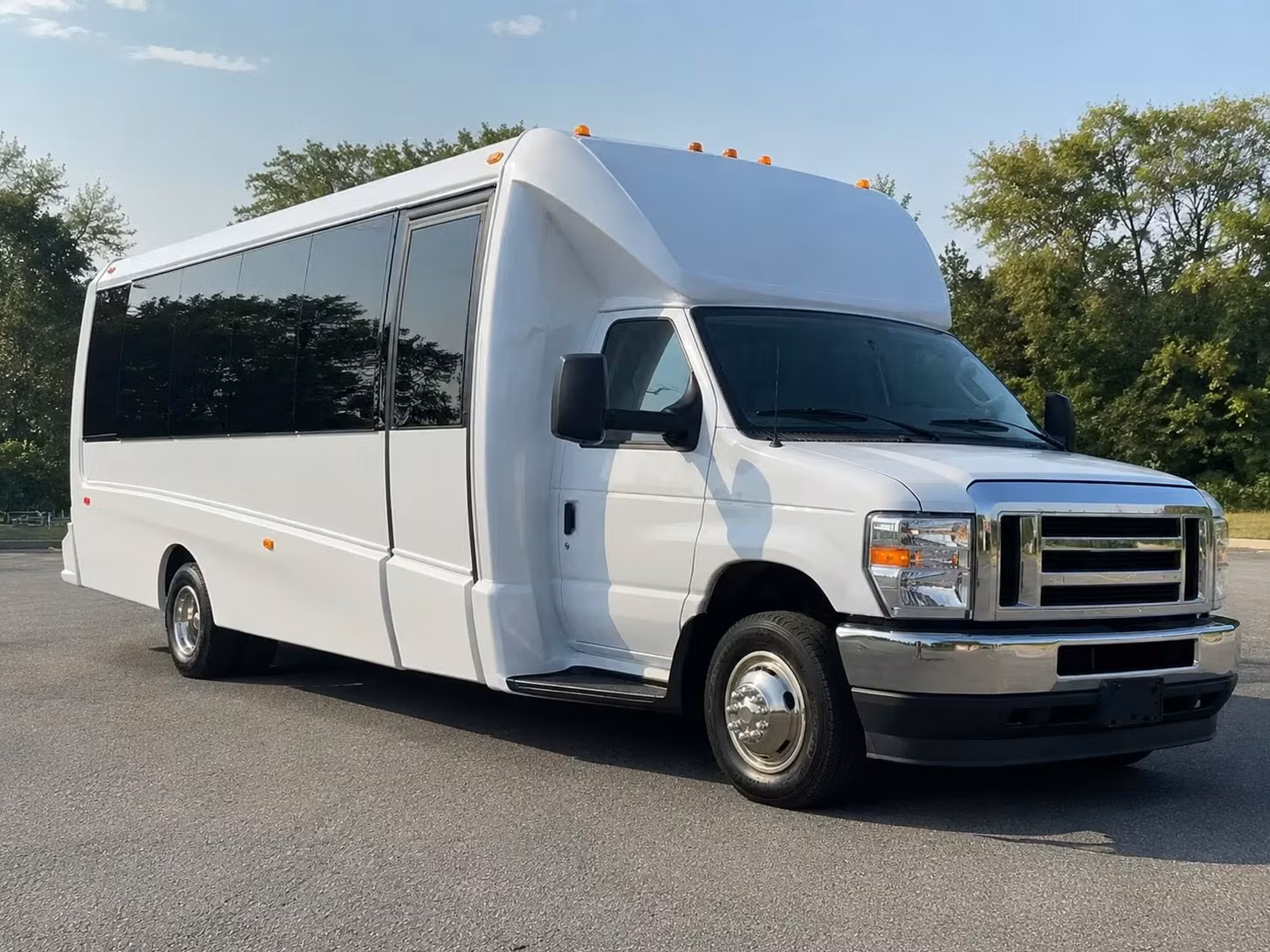 party bus rentals for concerts at the dome at oakdale theatre in wallingford
